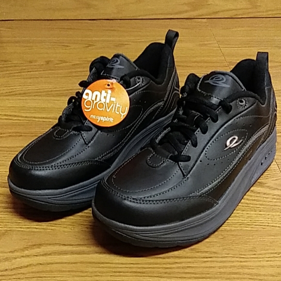 easy spirit walking shoes anti gravity